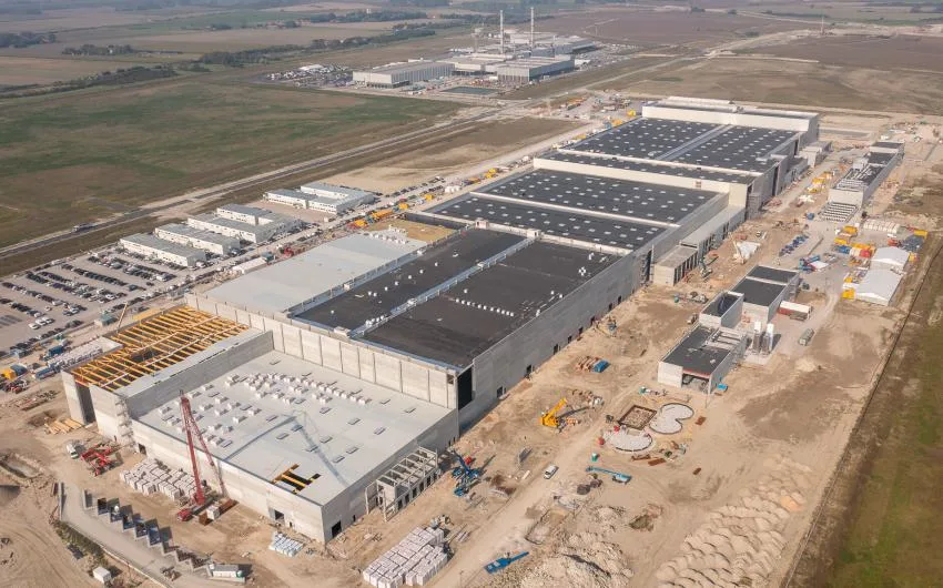 Vue aérienne du chantier de la Gigafactory Verkor